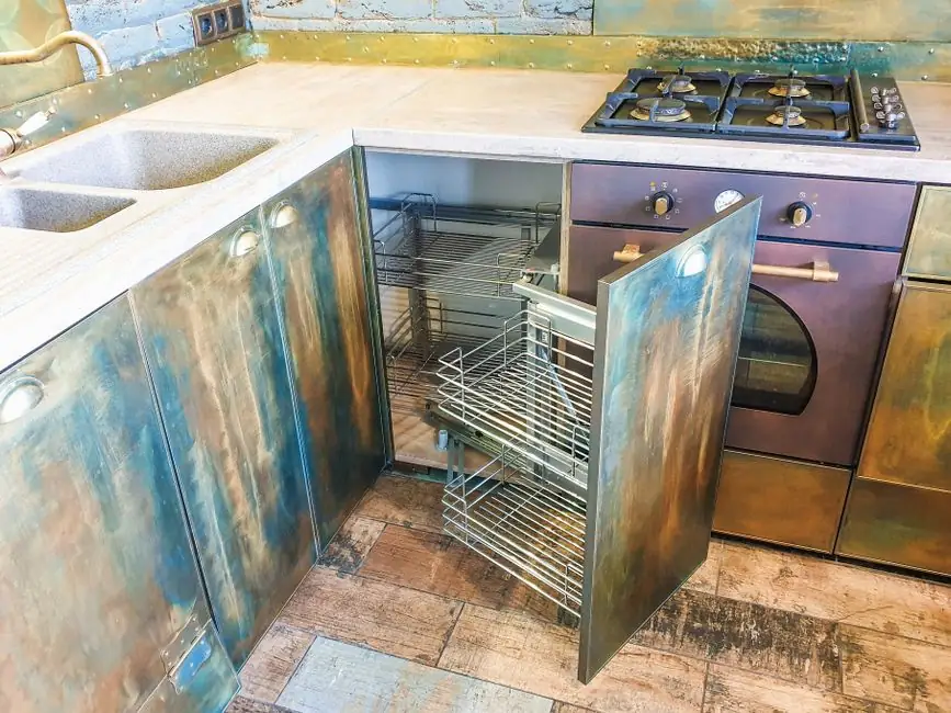 Residential Custom Cabinet Installation / Countertop Replacement